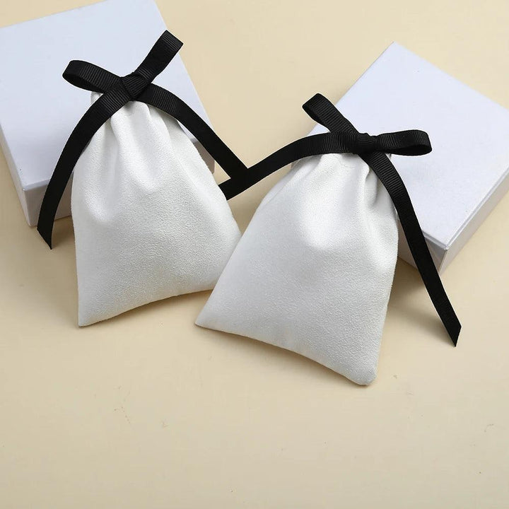 10pcs White Flannel Velvet Drawstring Pouches Wedding Jewelry Gift Bags DIY Travel Bracelets Necklace Ring Packaging Organizer MRLOUIS