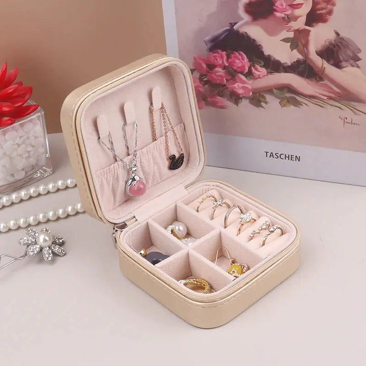 Portable Jewelry Storage Box Travel Organizer Jewelry Case PU Leather Storage Earrings Necklace Ring Jewelry Organizer Display MRLOUIS