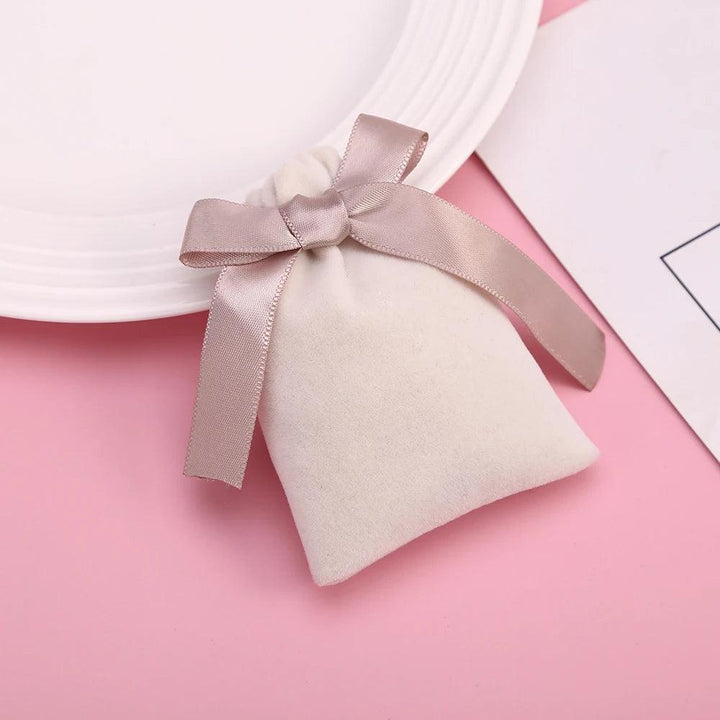 10pcs Beige Velvet Jewelry Packaging Pouches Bags Small Gift Ribbon Drawstring Bags Necklace Bracelet Earrings Storage Bag MRLOUIS