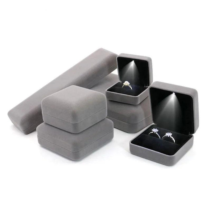 Flannel LED Light Jewelry Box Gift Wedding Velvet Ring Pendant Earring Display Storage Leather Jewellery Boxes Packaging MRLOUIS