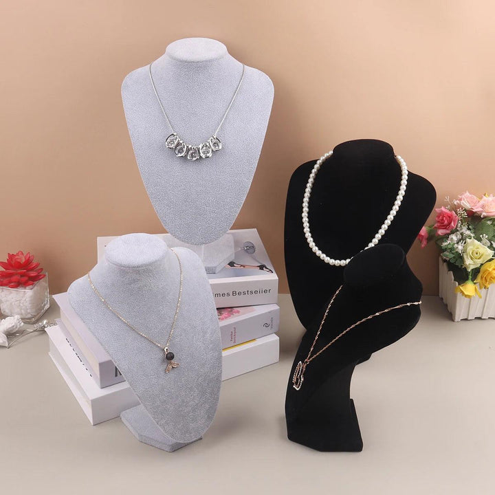 Velvet Portrait Necklace Display Pendant Organizer Jewelry Display Stand Jewelry Mannequin Bust Necklace Pendant Window Display MRLOUIS