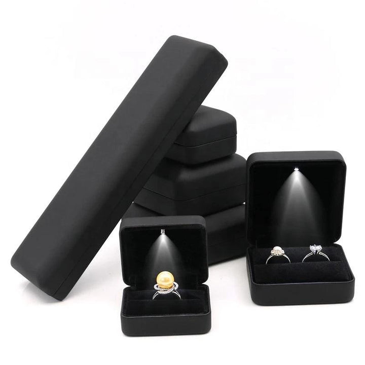 Flannel LED Light Jewelry Box Gift Wedding Velvet Ring Pendant Earring Display Storage Leather Jewellery Boxes Packaging MRLOUIS