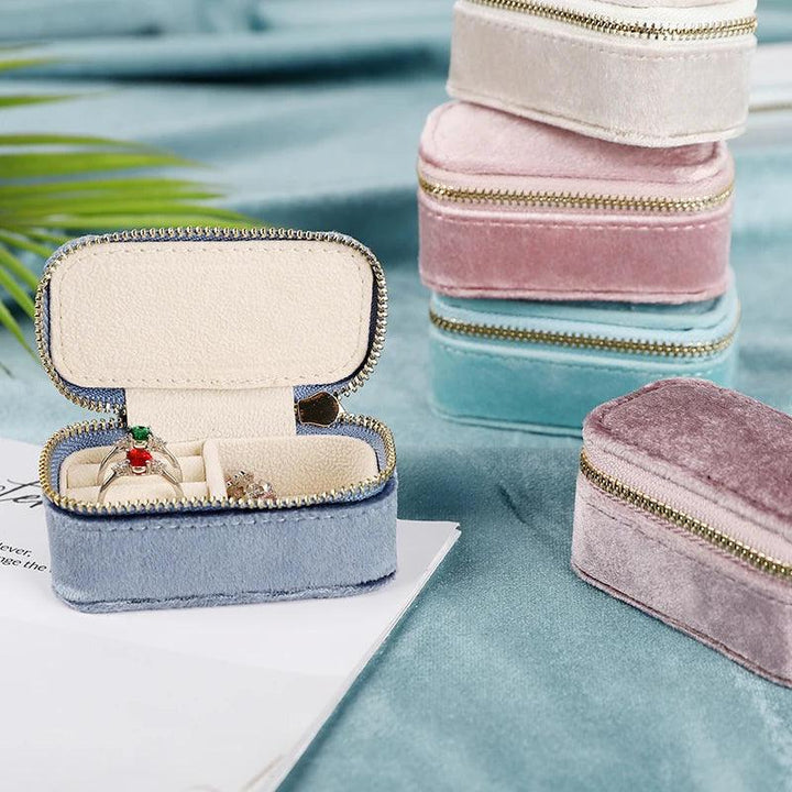 1pcs Mini Velvet Ring Box Jewelry Storage Case Single Layer Earrings Necklace Organizer Candy Color Zipper Bag Travel Portable MRLOUIS