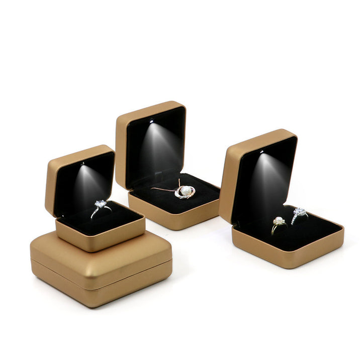 engagement ring box with light