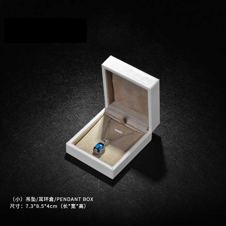 necklace box white